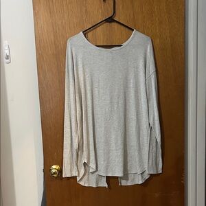 Aerie Light Gray Long Sleeve sweater tee